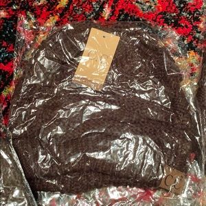 CC Boutique Accessories - NWT Brown Classic CC Beanie CC Boutique Accessories - NWT Brown Classic CC Beanie